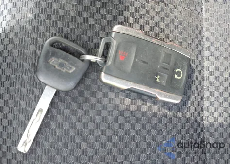 2014 Chevrolet Silverado 1500 1Lt from USA, damaged, VIN 3GCUKREC1EG510153